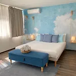 Francis Superior Affittacamere 4*