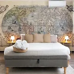 Francis Superior 的里雅斯特