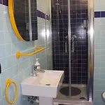 Francis Superior 招待所 4*