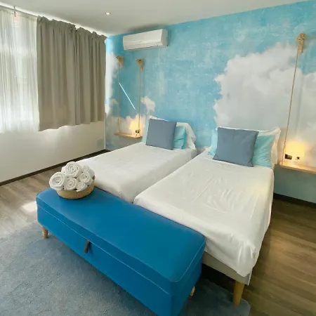 Francis Superior 4* Трієст