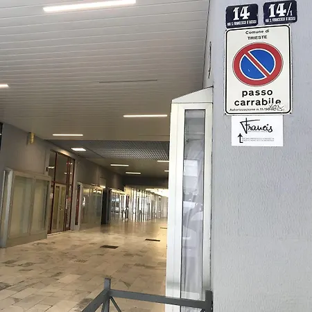 Francis Superior Гостьовий будинок 4*