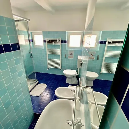 Francis Superior Konukevi Trieste